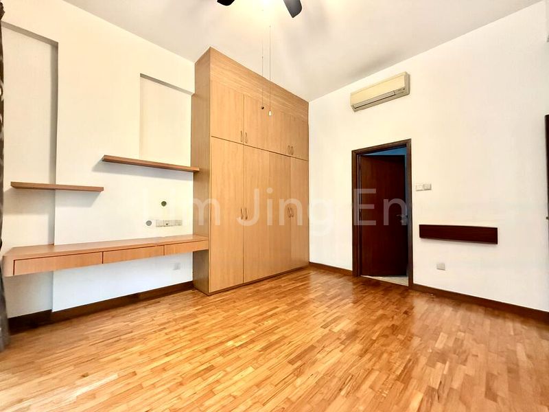 3 Bed Condo for Sale in  Sunhaven - Image 13